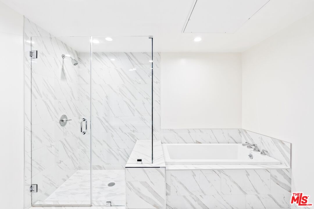 10647 Ashton Unit: 203