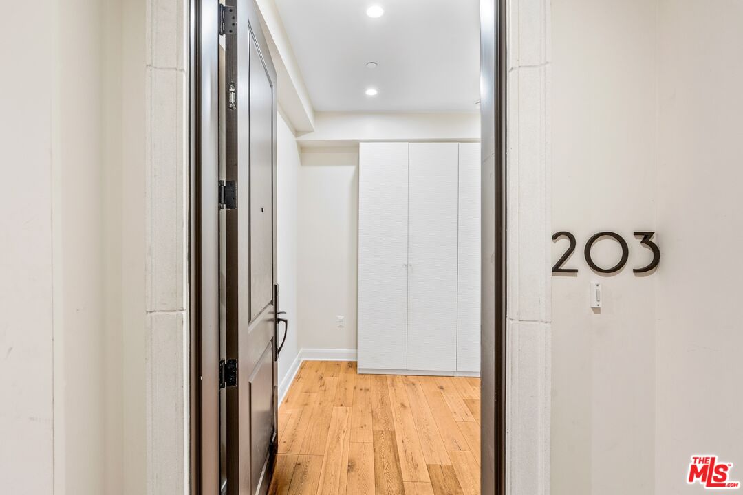 10647 Ashton Unit: 203