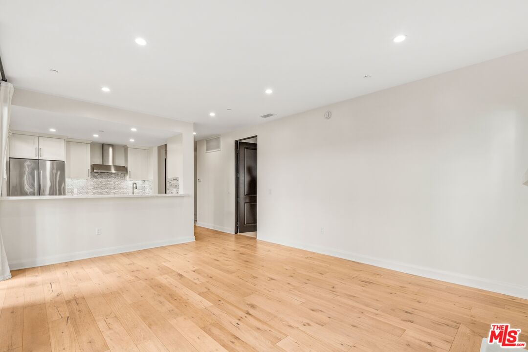 10647 Ashton Unit: 203