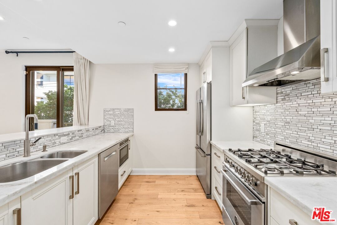 10647 Ashton Unit: 203