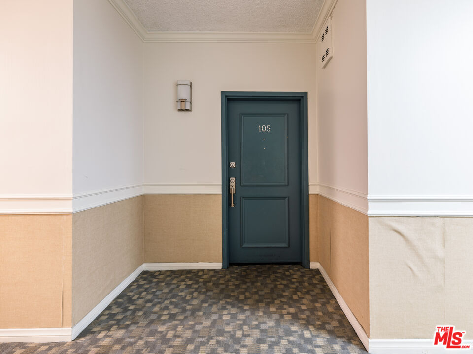 10327 Missouri Ave Unit: 105