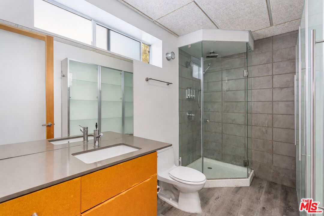 621 San Juan Ave Unit: A