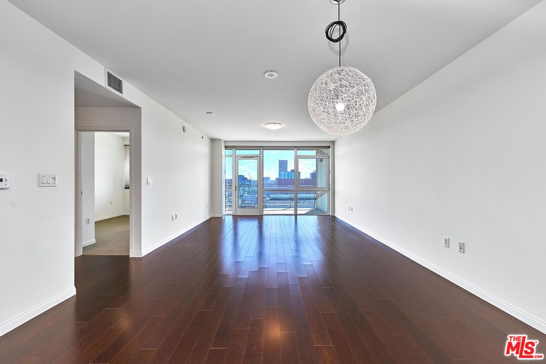 3785 Wilshire Blvd Unit: 2008