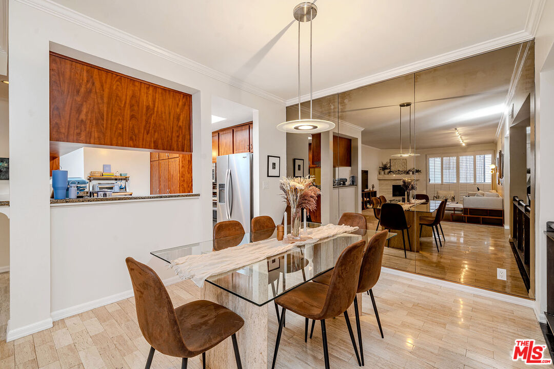 11755 Montana Ave Unit: 306