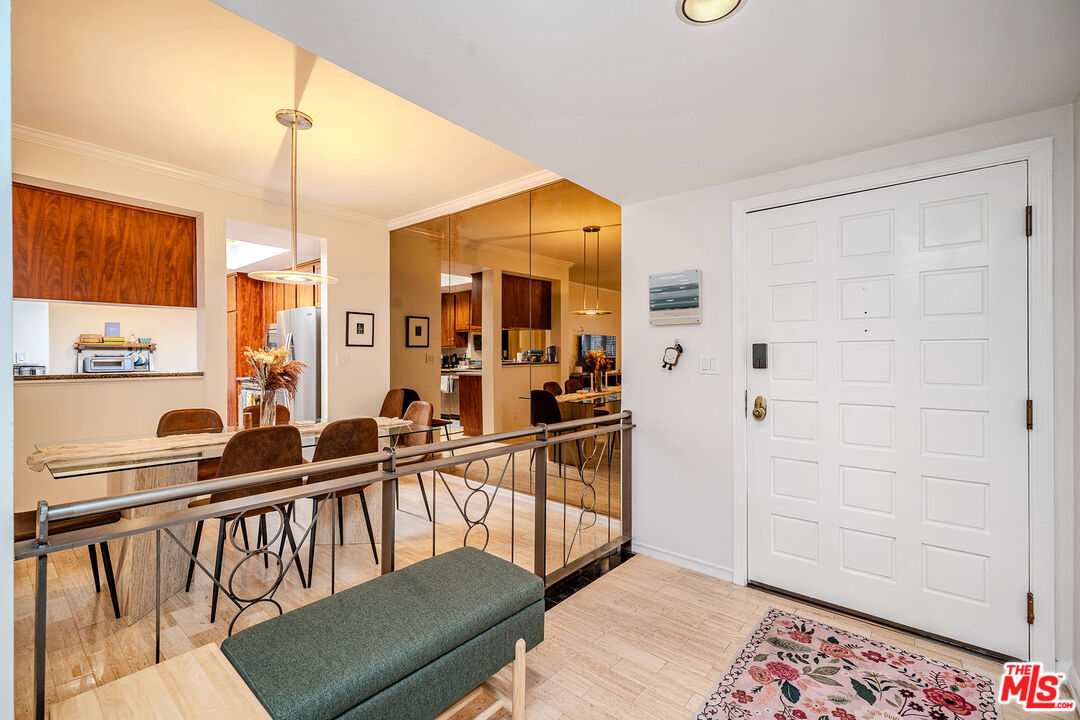 11755 Montana Ave Unit: 306