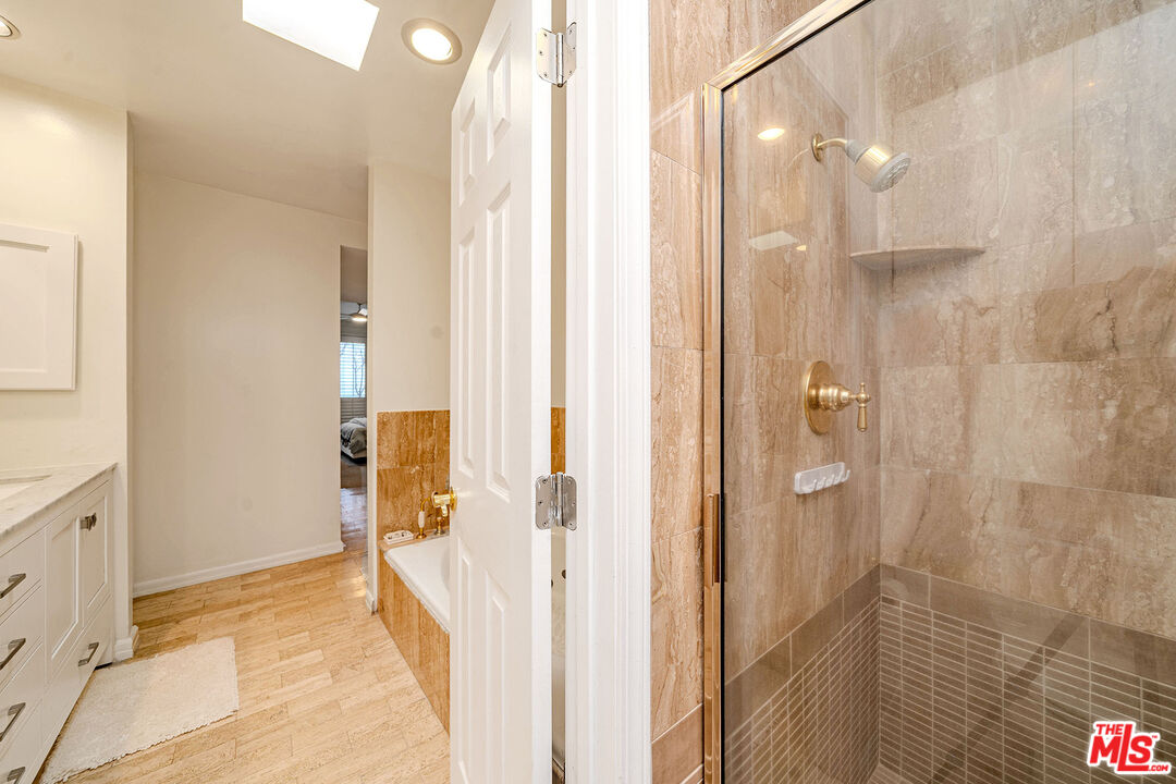 11755 Montana Ave Unit: 306