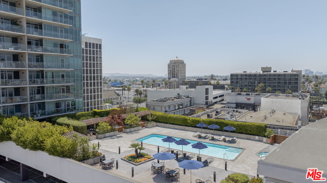 3785 Wilshire Blvd Unit: 2008