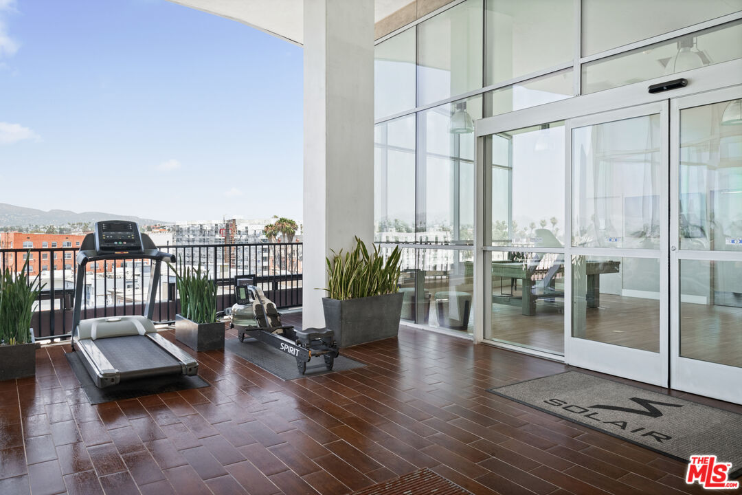 3785 Wilshire Blvd Unit: 2008