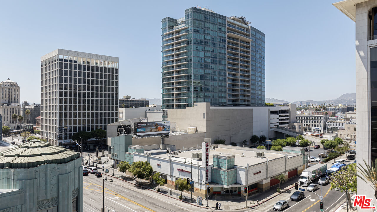 3785 Wilshire Blvd Unit: 2008