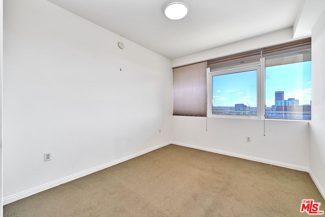 3785 Wilshire Blvd Unit: 2008