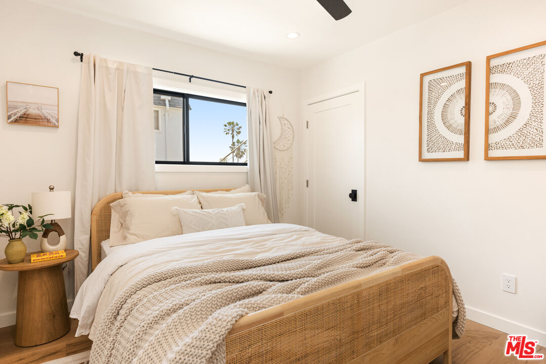 17 Sunset Ave Unit: 1