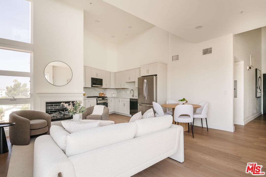 11011 Huston St Unit: 410