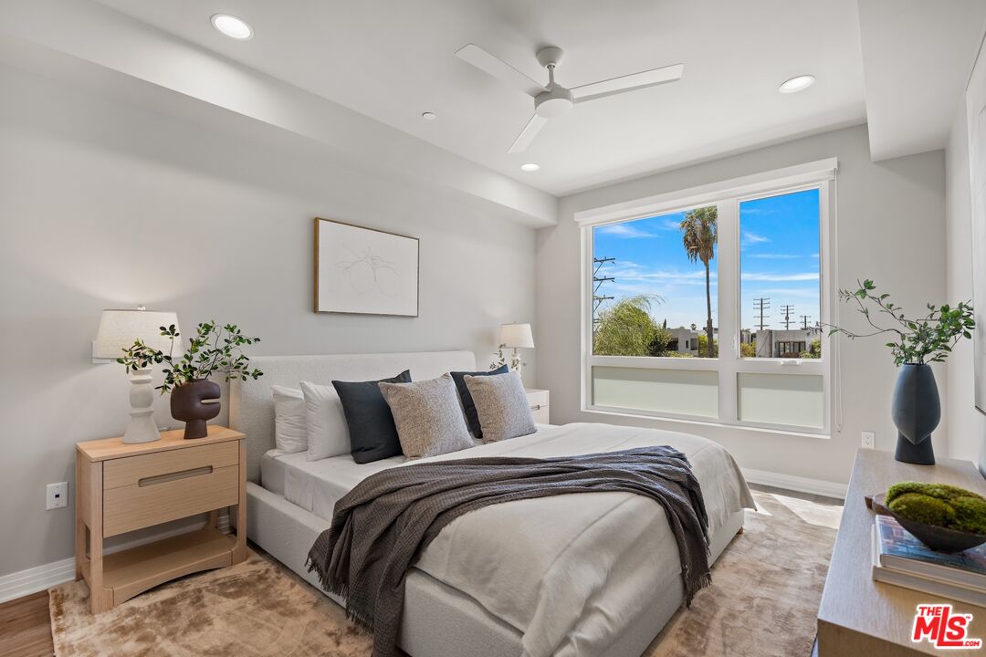 7428 Santa Monica Blvd Unit: 304