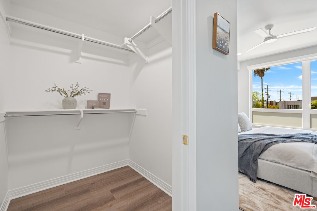 7428 Santa Monica Blvd Unit: 304