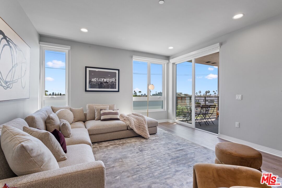 7428 Santa Monica Blvd Unit: 406