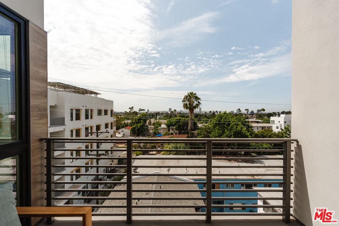 7428 Santa Monica Blvd Unit: 507