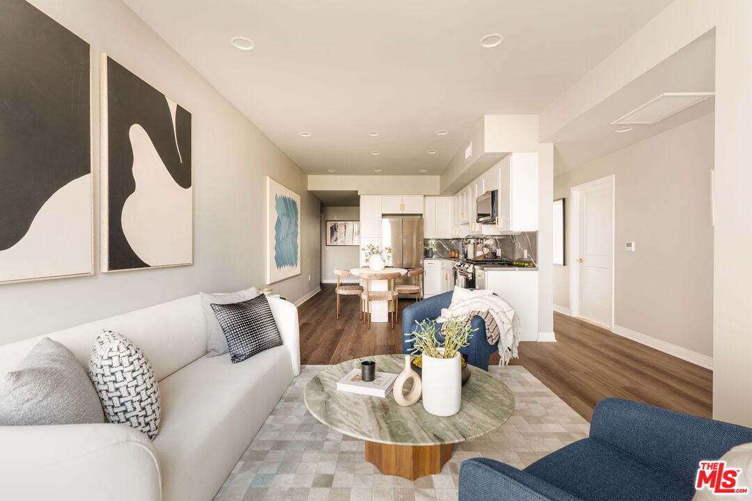 7428 Santa Monica Blvd Unit: 507