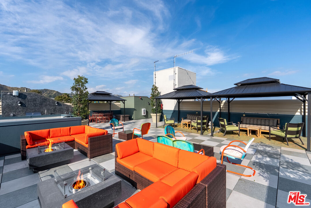 7428 Santa Monica Blvd Unit: 507