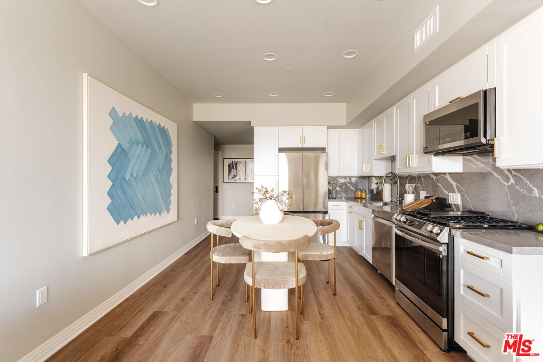 7428 Santa Monica Blvd Unit: 507