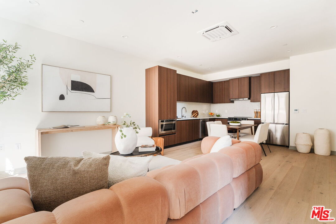 1051 N Spaulding Ave Unit: B