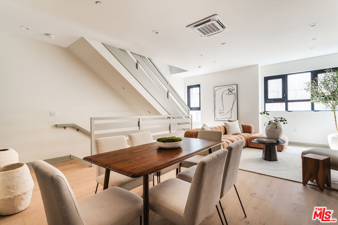 1051 N Spaulding Ave Unit: B