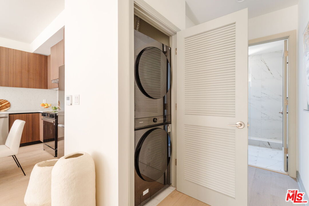 1051 N Spaulding Ave Unit: B