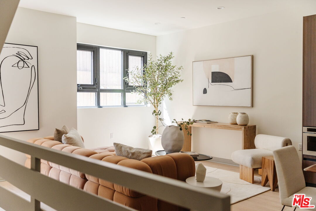 1051 N Spaulding Ave Unit: B