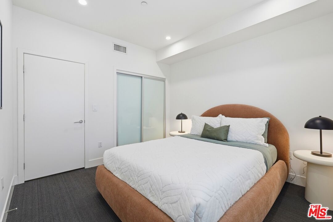1700 Sawtelle Blvd Unit: 219