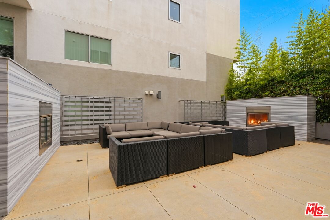 1700 Sawtelle Blvd Unit: 219