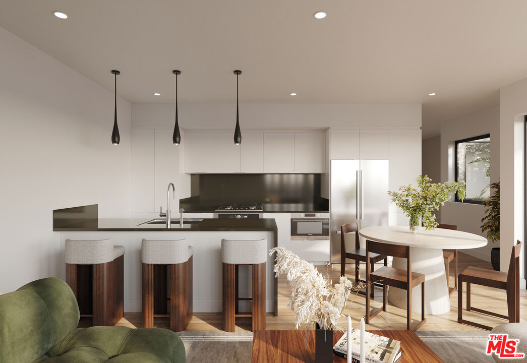 1245 N Formosa Ave Unit: A