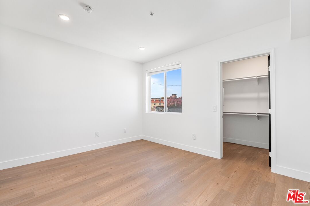 11011 Huston St Unit: 212