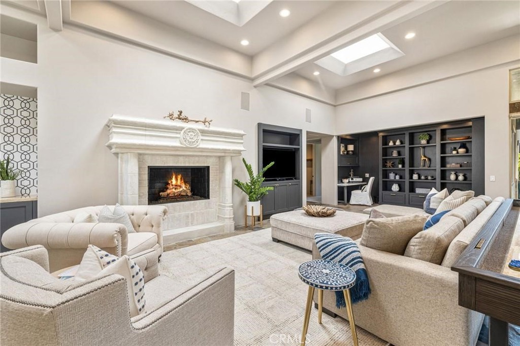 77240 Black Mountain Trail