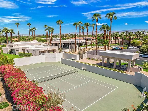 77240 Black Mountain Trail