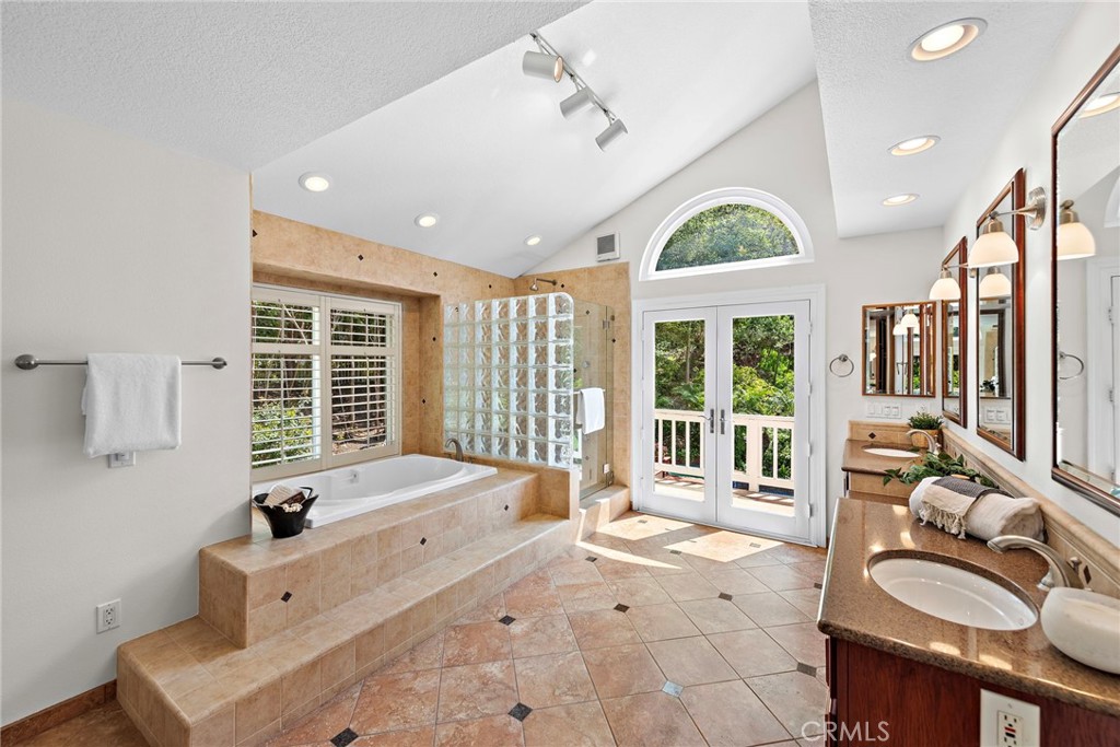 25122 Black Horse Lane