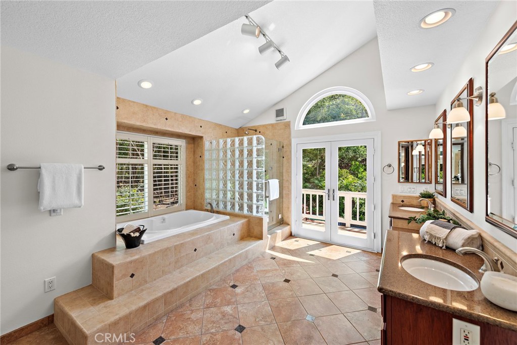 25122 Black Horse Lane