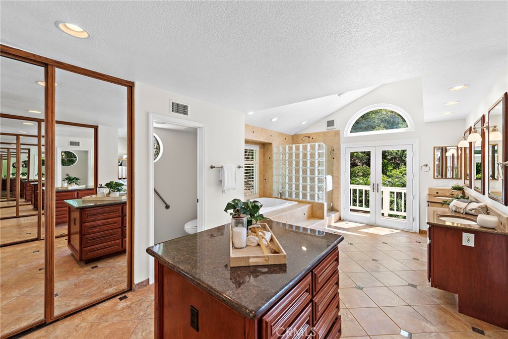 25122 Black Horse Lane