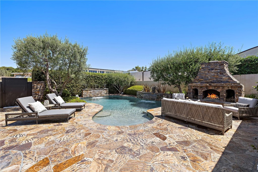 4721 Dorchester Road