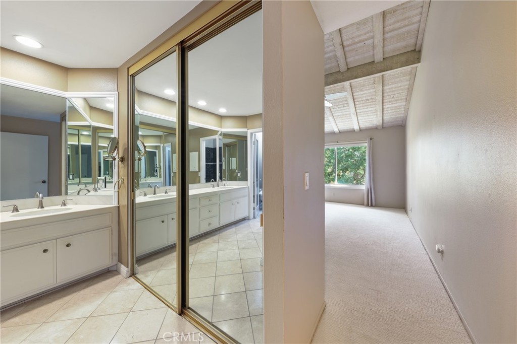 32426 Spyglass Court