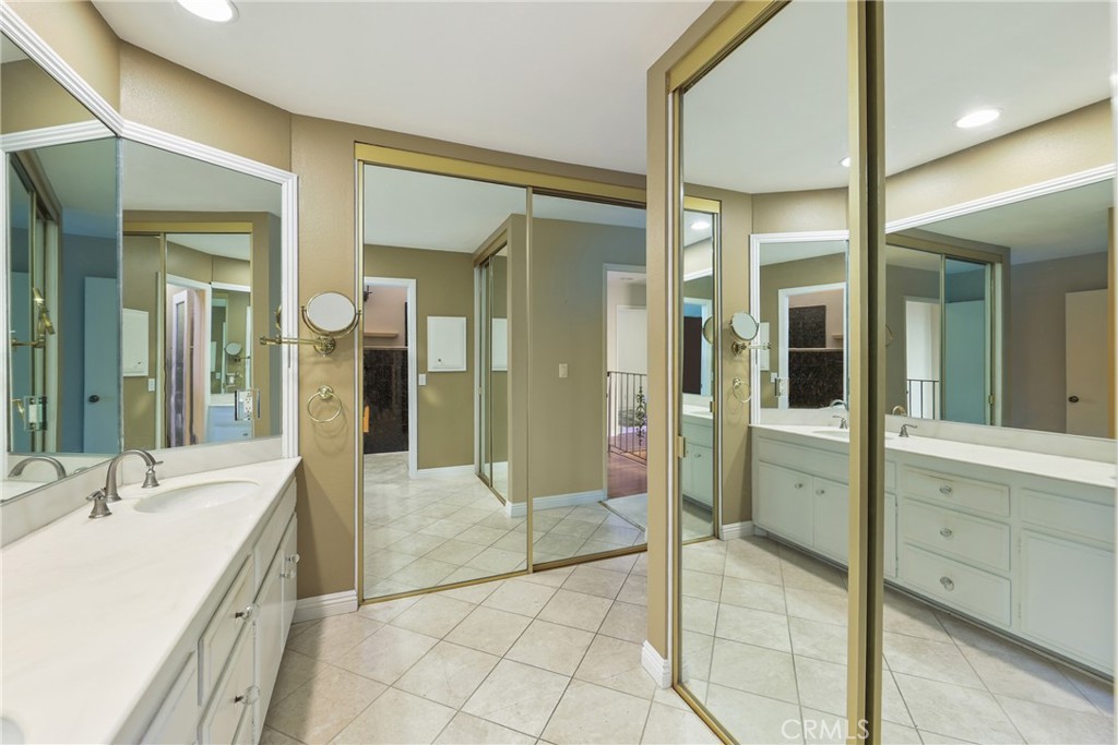 32426 Spyglass Court