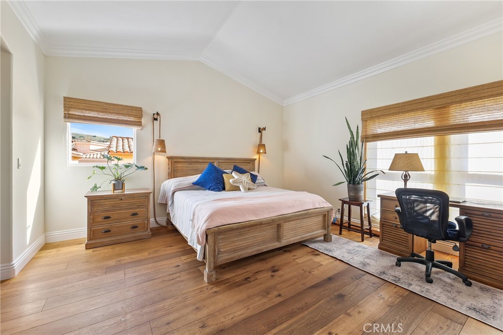 90 Plaza De Las Flores