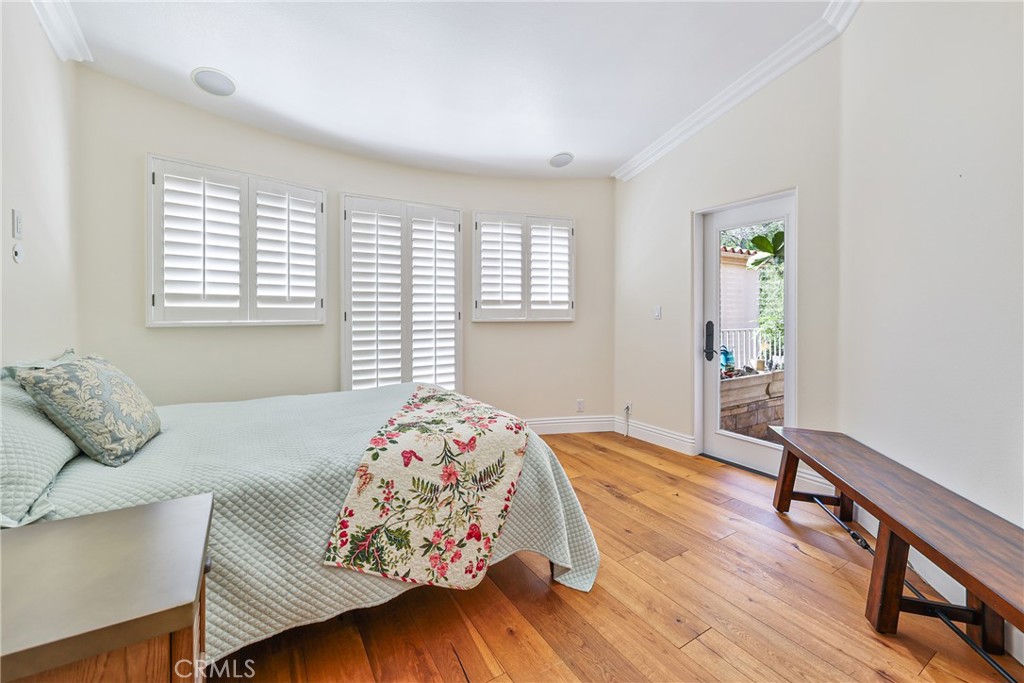 90 Plaza De Las Flores