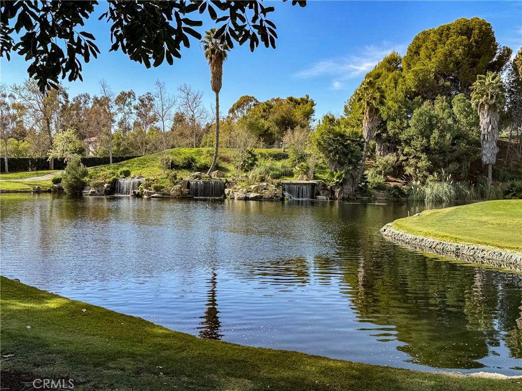 90 Plaza De Las Flores