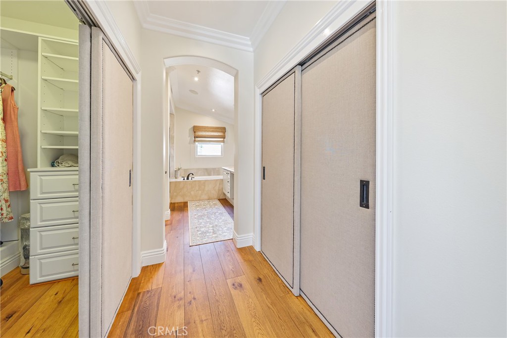 90 Plaza De Las Flores