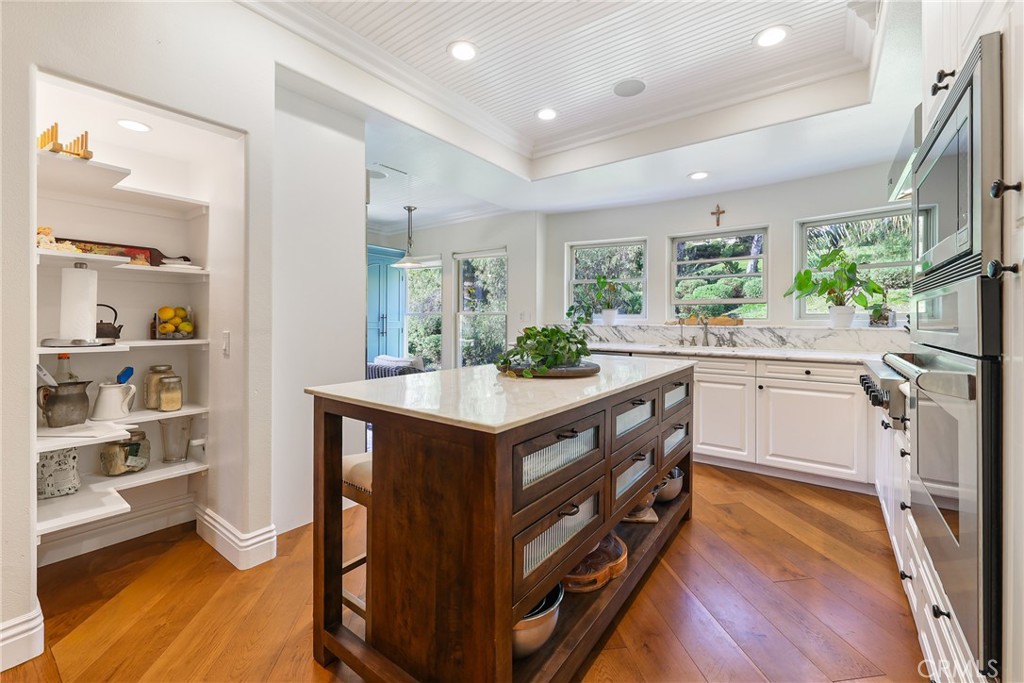 90 Plaza De Las Flores