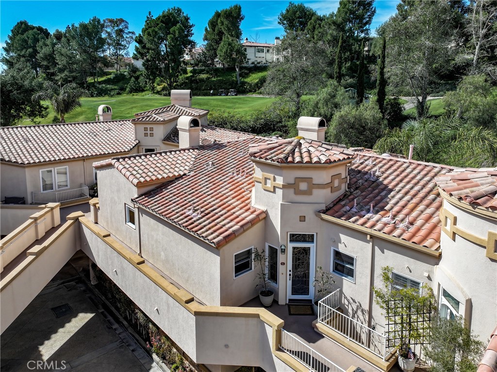 90 Plaza De Las Flores