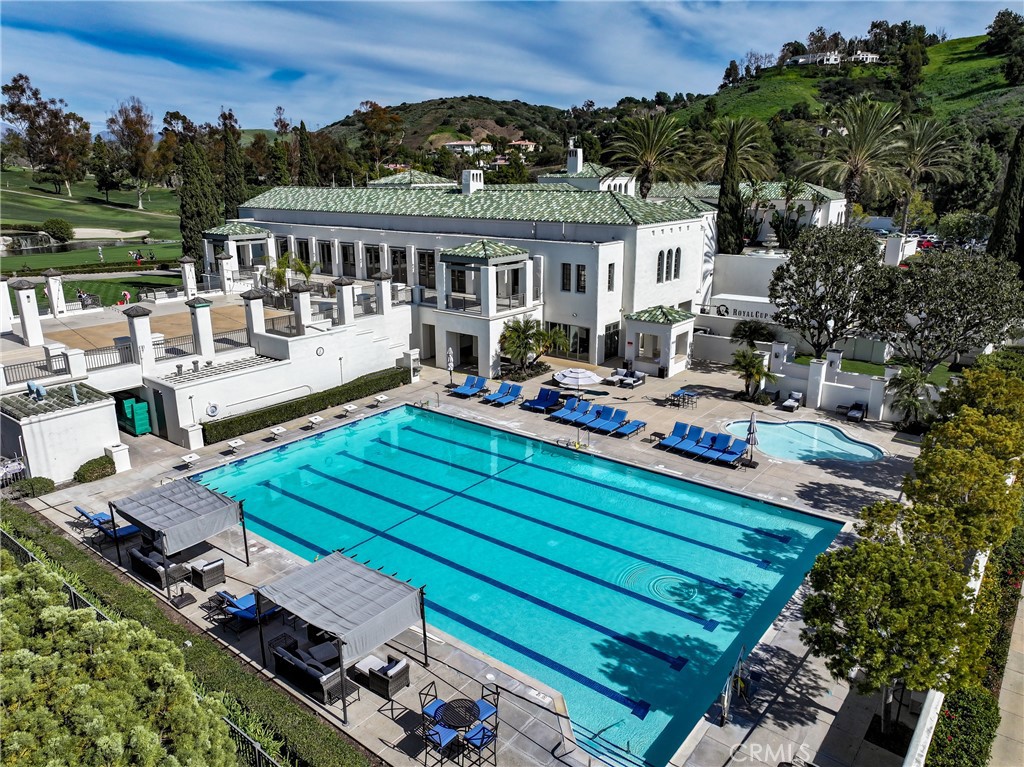 90 Plaza De Las Flores