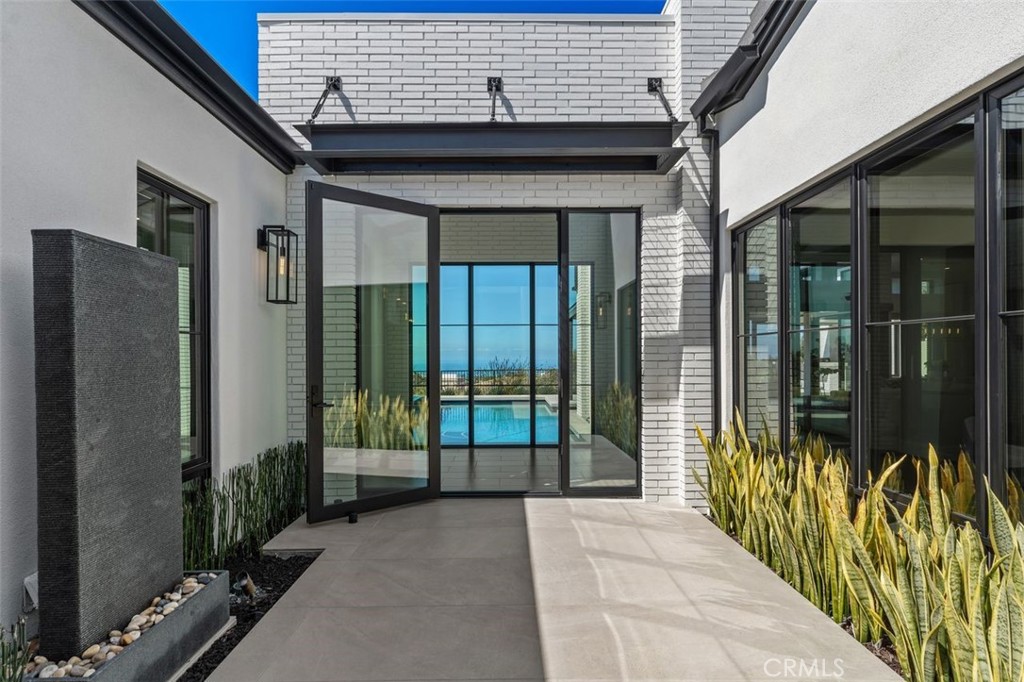 33801 Killarney Lane