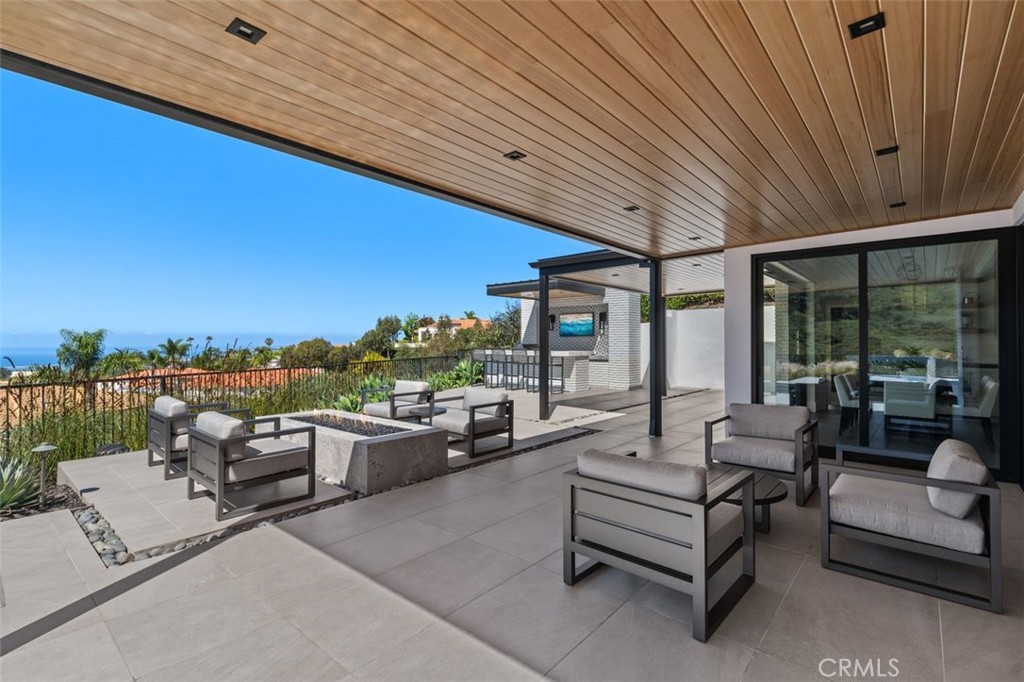 33801 Killarney Lane