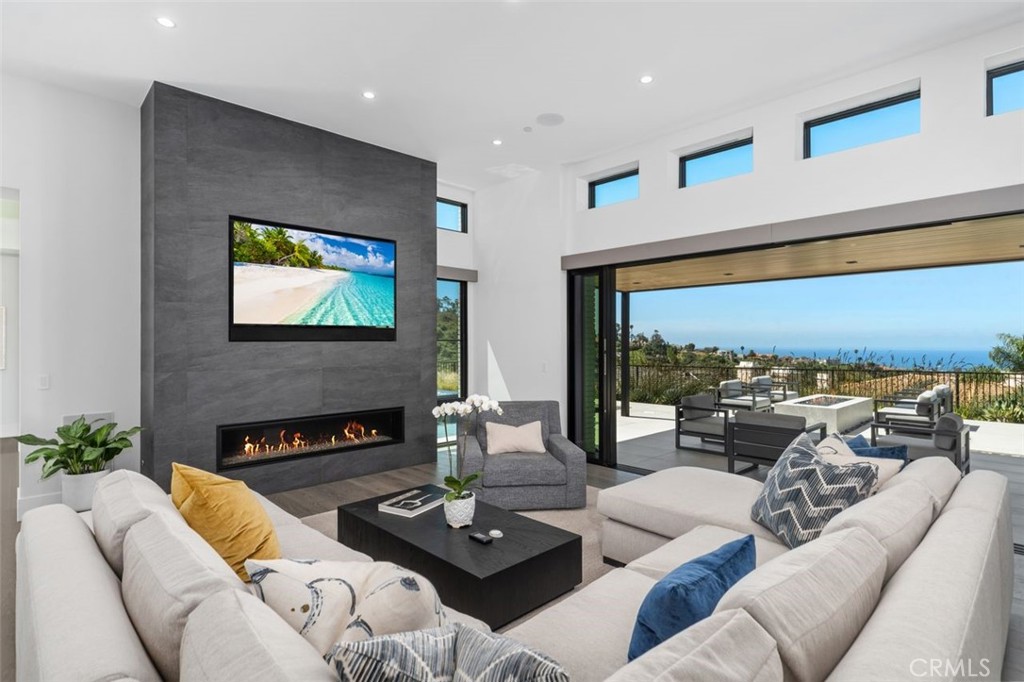 33801 Killarney Lane