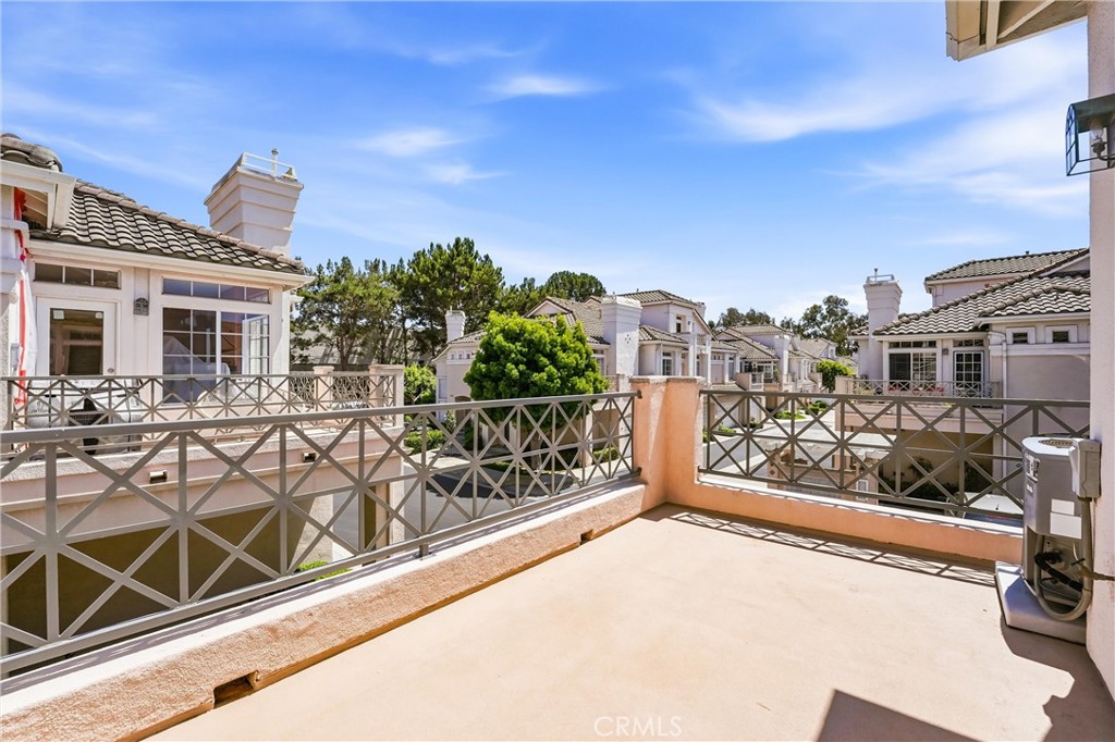 155 Shorebreaker Drive